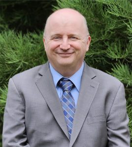 Trustee Bob Holmes
